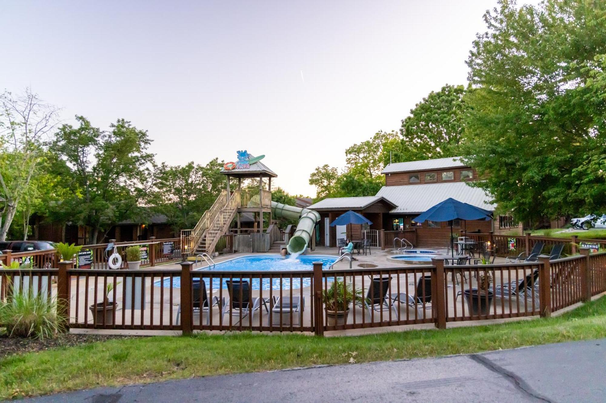 Still Waters Resort Indian Point Buitenkant foto